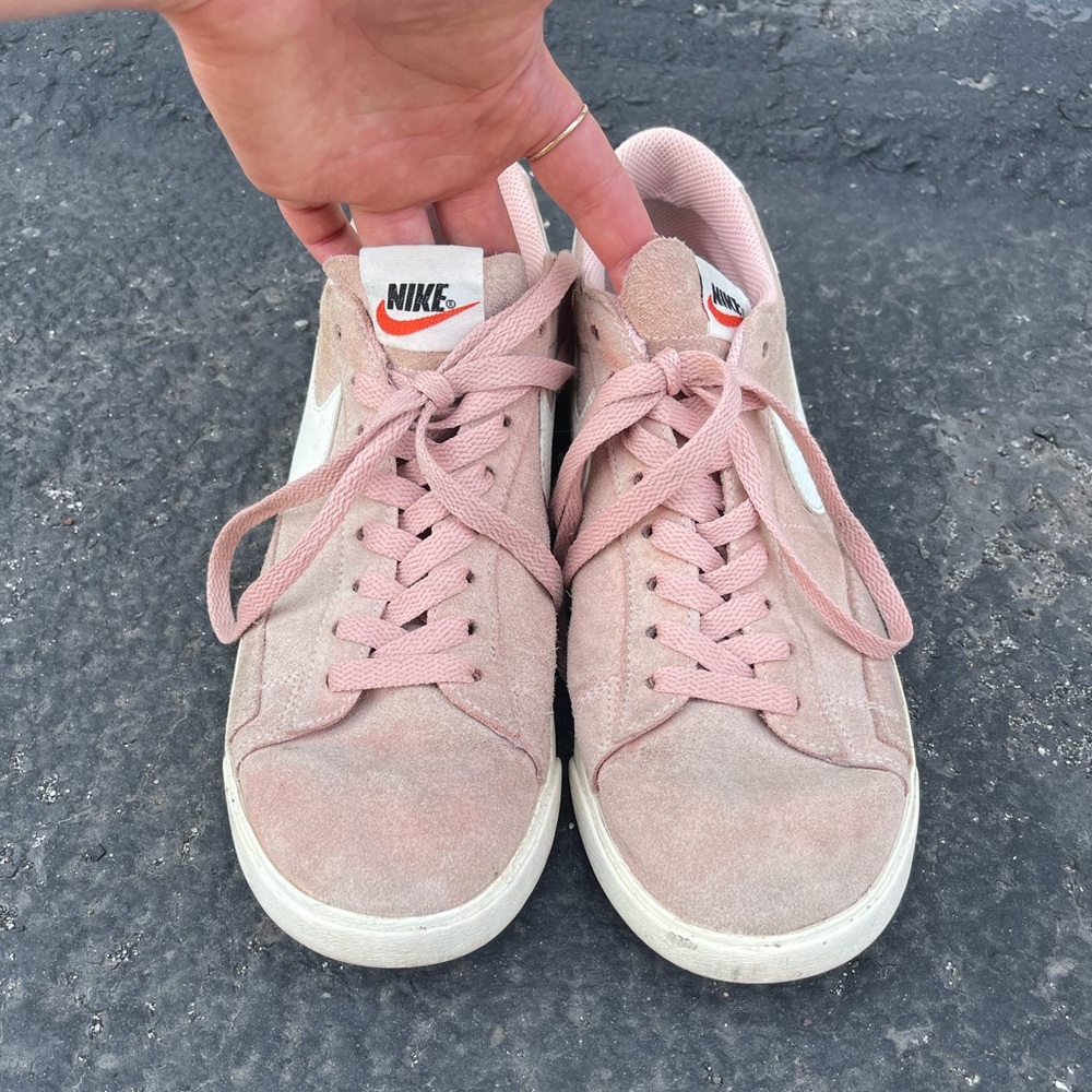 Nike Sneakers